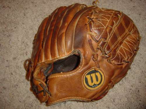 Wilson A2000 Back